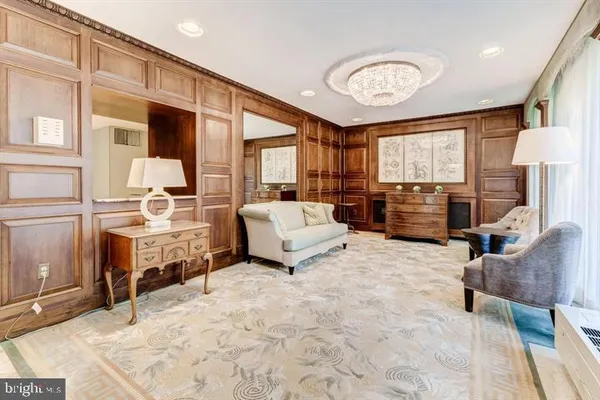 $2,575 | 4501 Arlington Boulevard, Unit 718, Arlington, VA 22203