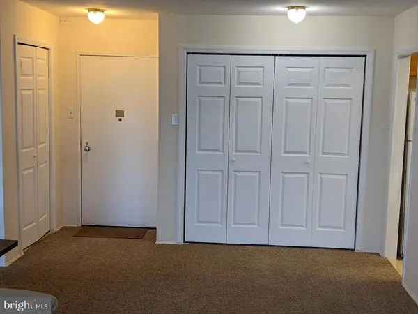 $2,575 | 4501 Arlington Boulevard, Unit 718, Arlington, VA 22203