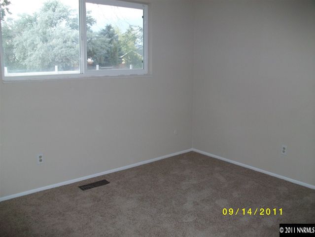11491 Sitka Street Reno, NV 89506 - Photo 11 of 13 Photo 11