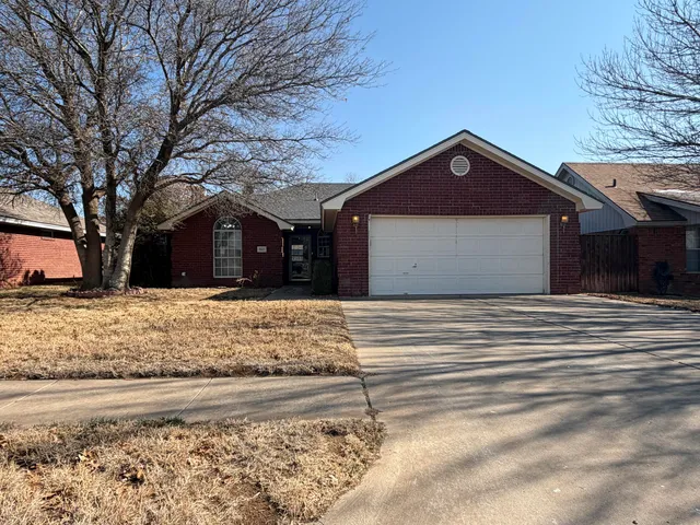 $1,800 | 1021 Kirby Avenue, Lubbock, TX 79416