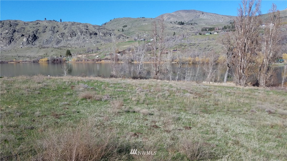 95 Shoemaker Road Manson, WA 98831 - Photo 3 of 7 Gallery Image 3