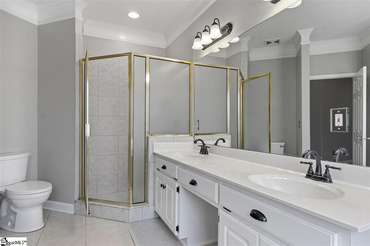 609 Abbey Road Easley, SC 29642 - Photo 12 of 36 Gallery Image 12
