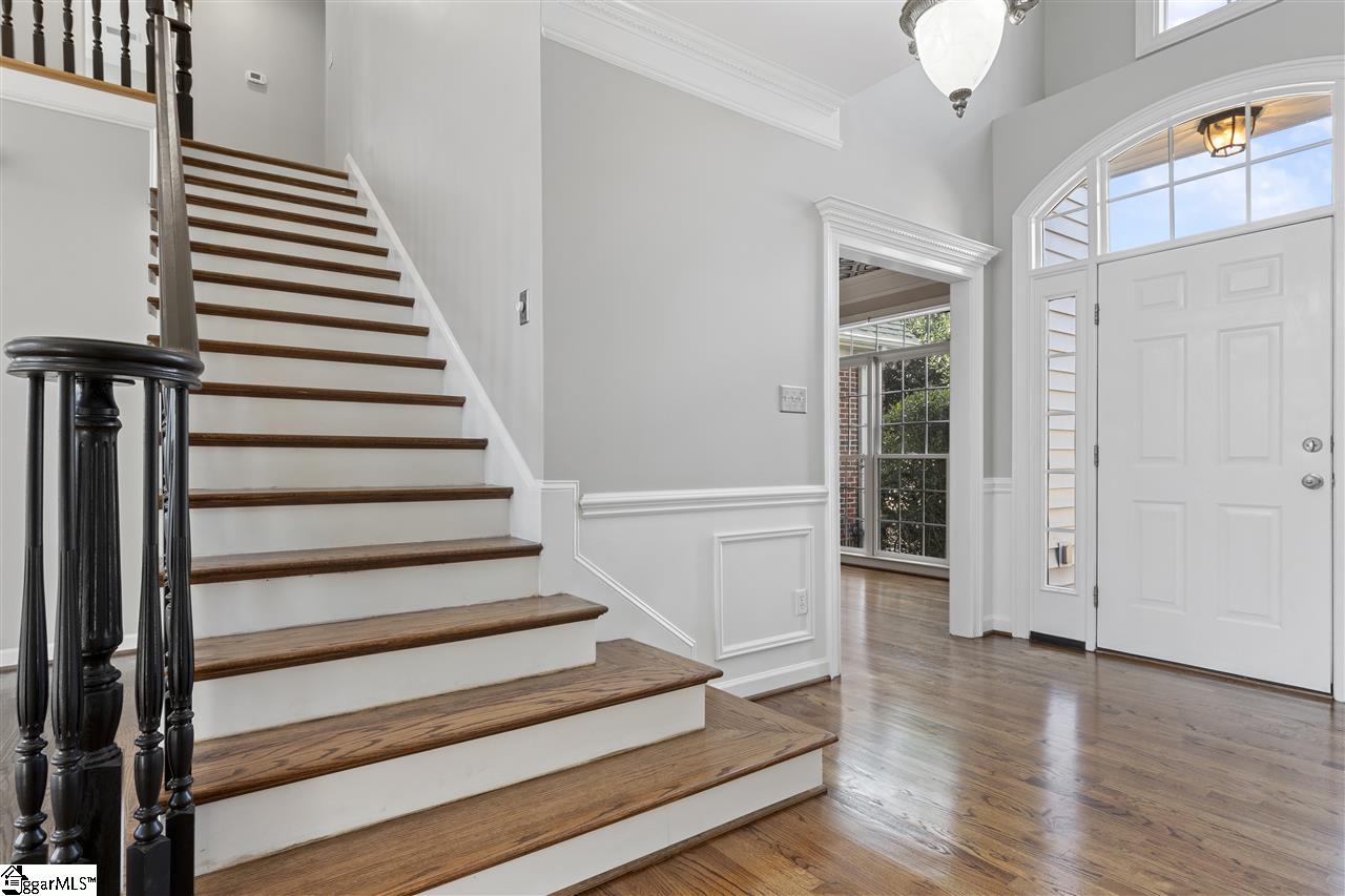 609 Abbey Road Easley, SC 29642 - Photo 3 of 36 Gallery Image 3