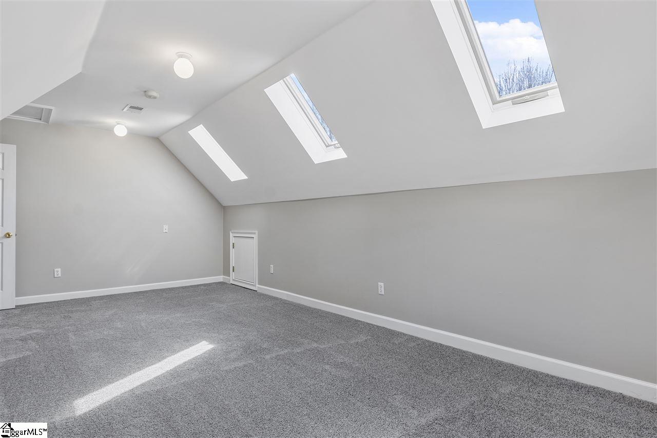 609 Abbey Road Easley, SC 29642 - Photo 21 of 36 Gallery Image 21
