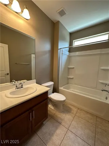 $3,100 | 8236 Serpentine Sands Street, Las Vegas, NV 89166