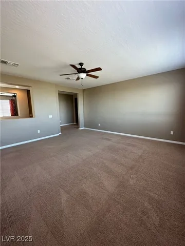 $3,100 | 8236 Serpentine Sands Street, Las Vegas, NV 89166