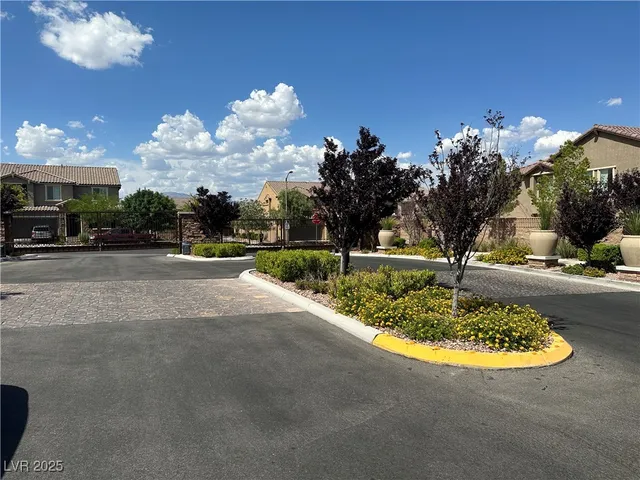 $3,100 | 8236 Serpentine Sands Street, Las Vegas, NV 89166