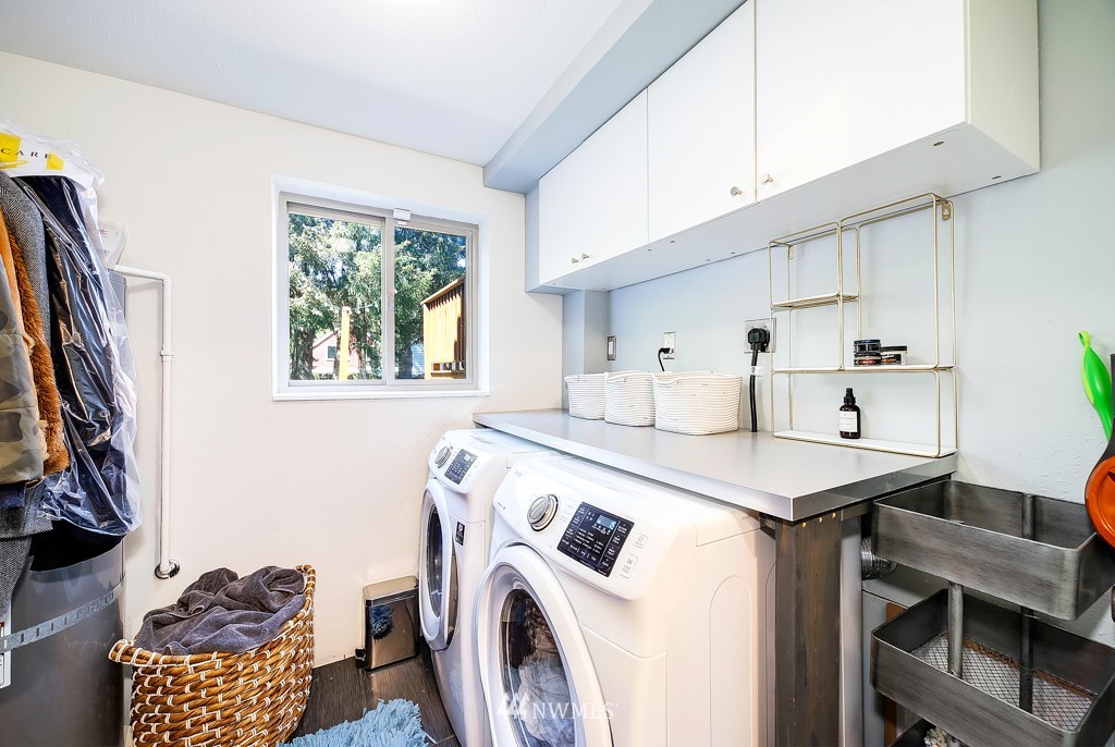 3914 Southwest 97th Street Seattle, WA 98136 - Photo 16 of 26 Gallery Image 16
