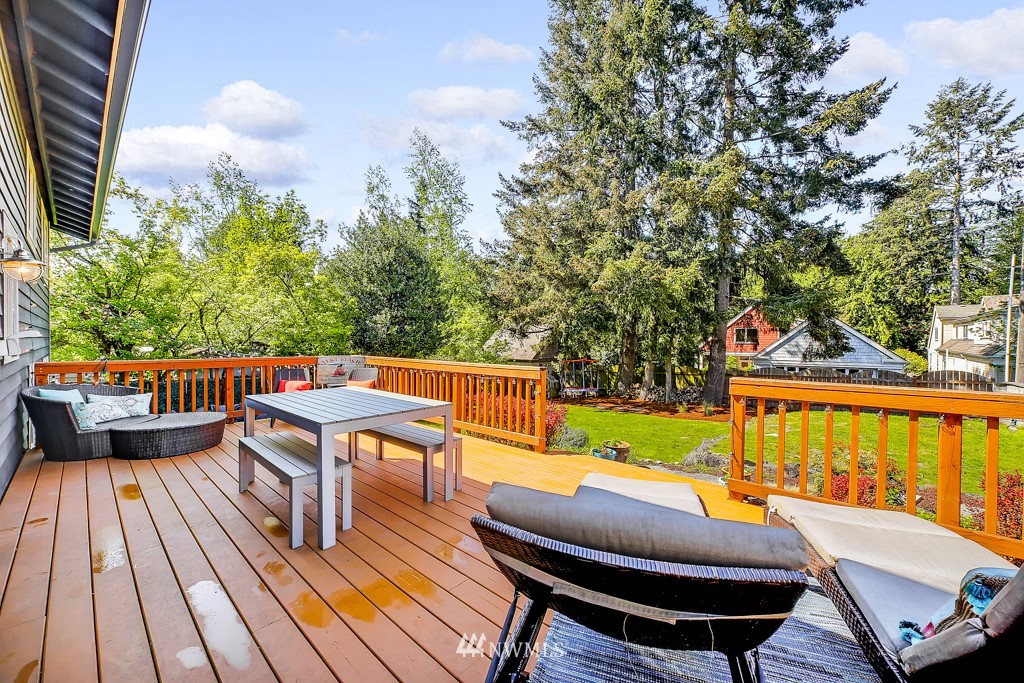 3914 Southwest 97th Street Seattle, WA 98136 - Photo 19 of 26 Gallery Image 19