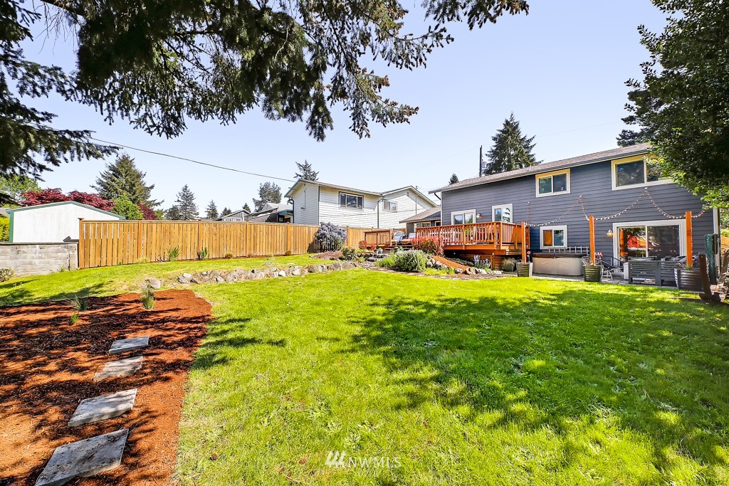 3914 Southwest 97th Street Seattle, WA 98136 - Photo 22 of 26 Gallery Image 22