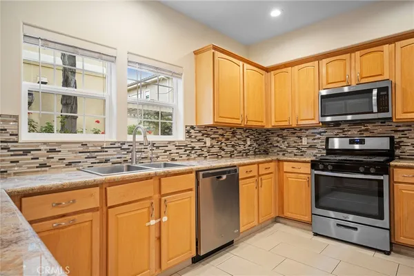 $4,500 | 415 East Dryden Street, Unit 108, Glendale, CA 91207