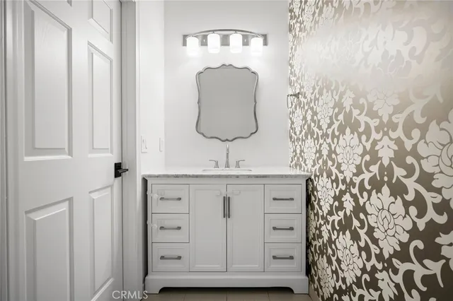 $5,000 | 415 East Dryden Street, Unit 108, Glendale, CA 91207