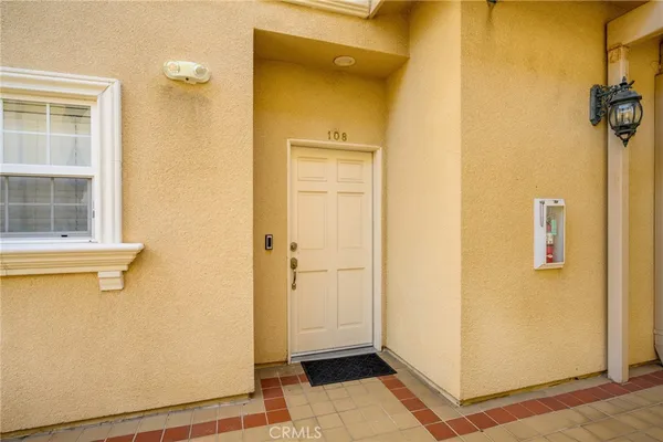$4,500 | 415 East Dryden Street, Unit 108, Glendale, CA 91207