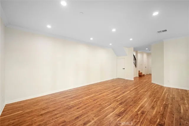 $5,000 | 415 East Dryden Street, Unit 108, Glendale, CA 91207