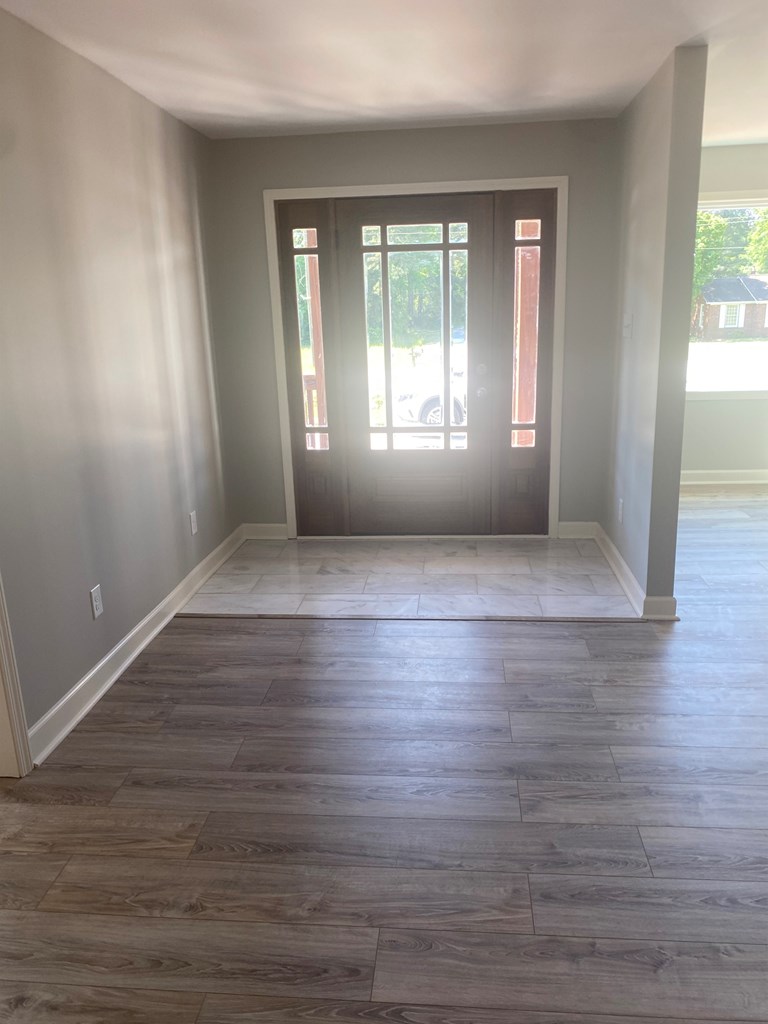 115 Deadfall Road East Greenwood, SC 29649 - Photo 4 of 16 Gallery Image 4