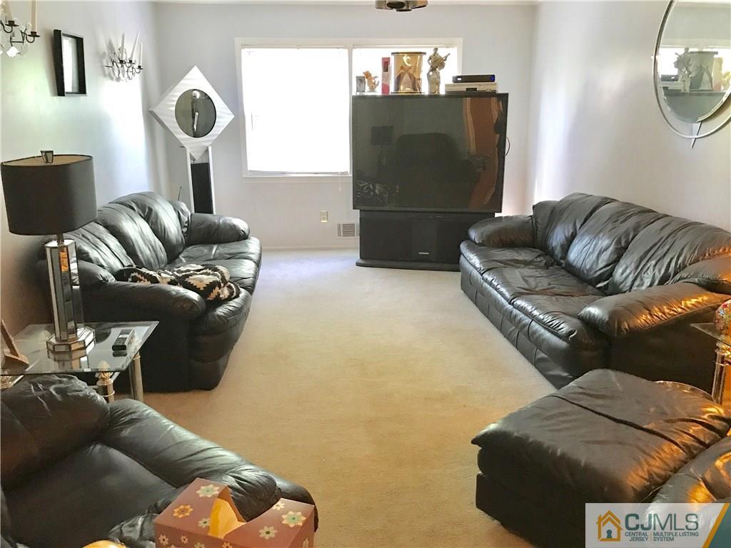6 Academic Road East Brunswick, NJ 08816 - Photo 4 of 12 Gallery Image 4