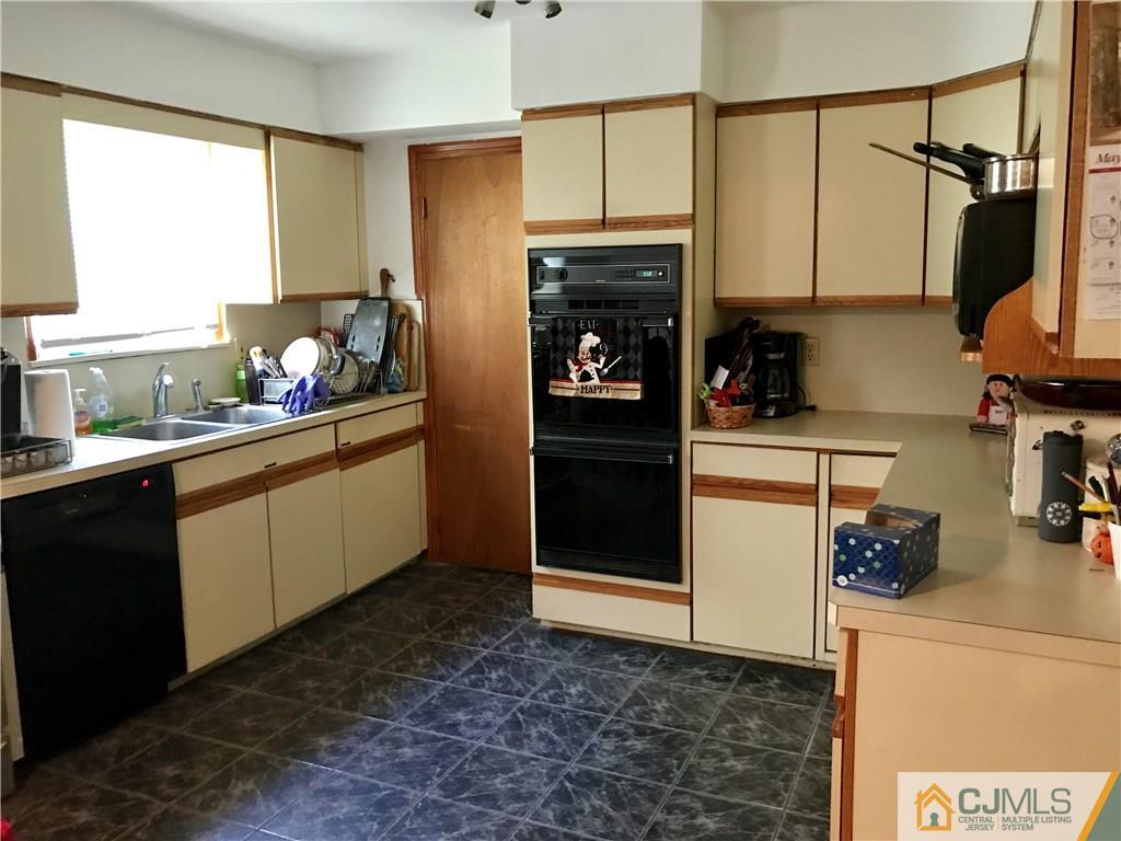 6 Academic Road East Brunswick, NJ 08816 - Photo 6 of 12 Gallery Image 6