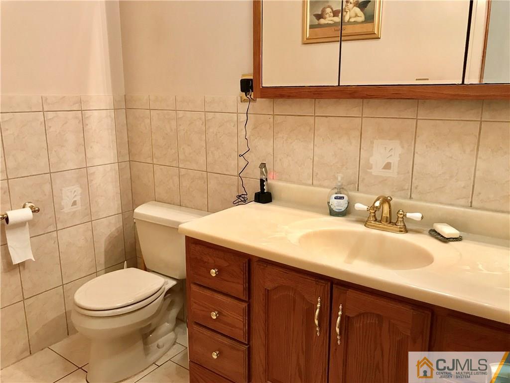 6 Academic Road East Brunswick, NJ 08816 - Photo 9 of 12 Gallery Image 9