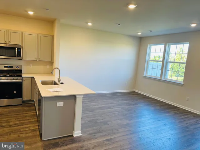 $2,850 | 35 Nelsons Way, Westampton, NJ 08060