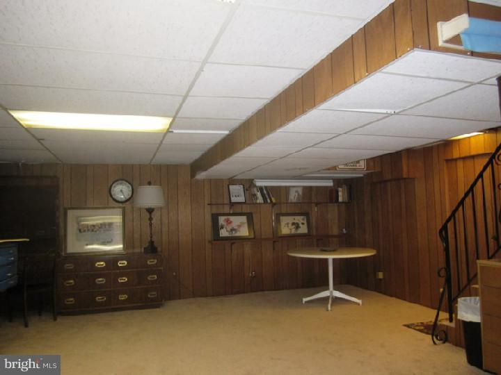 320 Gribbel Road Wyncote, PA 19095 - Photo 17 of 24 a room with lots of furniture and white walls