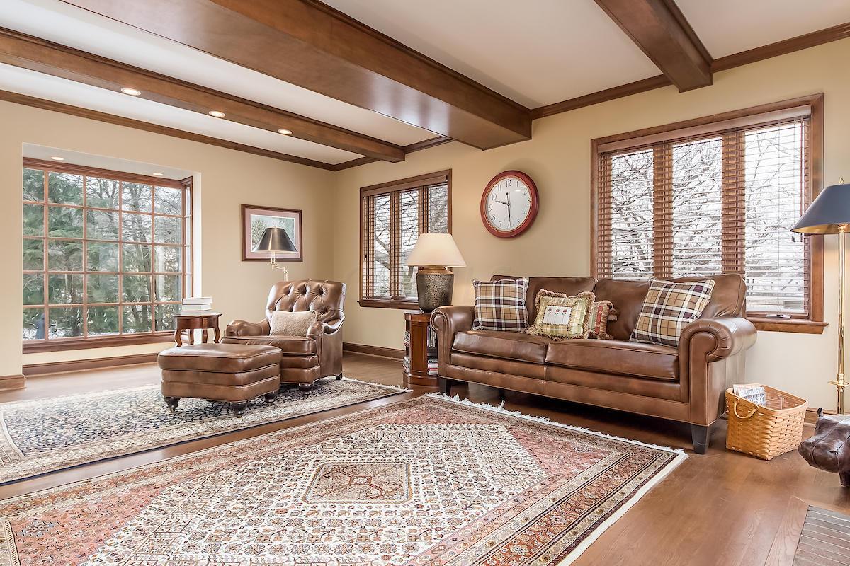 2340 Oxford Road Columbus, OH 43221 - Photo 19 of 40
