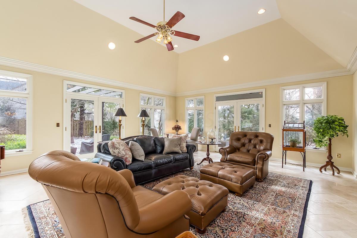 2340 Oxford Road Columbus, OH 43221 - Photo 10 of 40