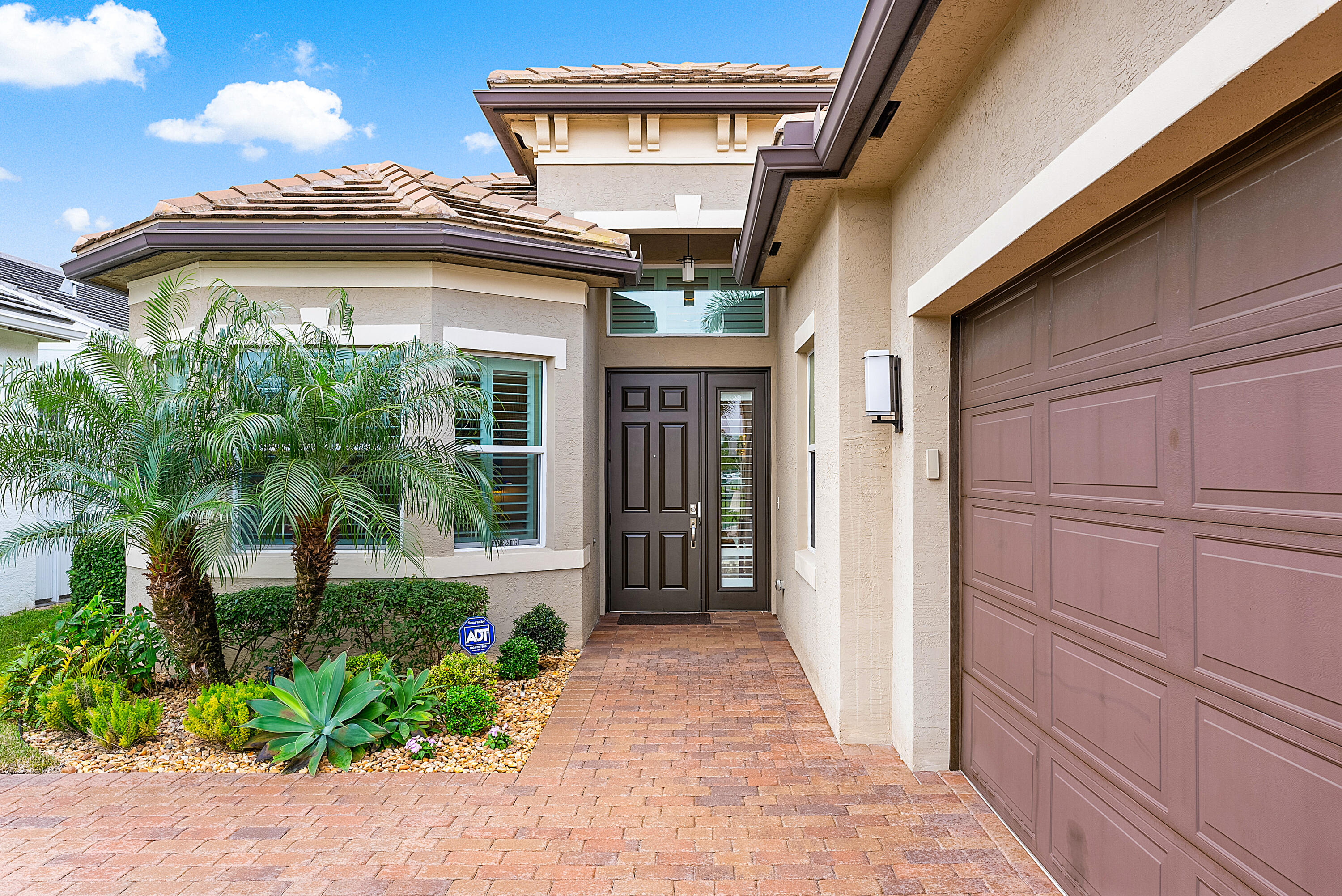 8260 Appalachian Ridge Road Boynton Beach, FL 33473 - Photo 3 of 49 Entryway