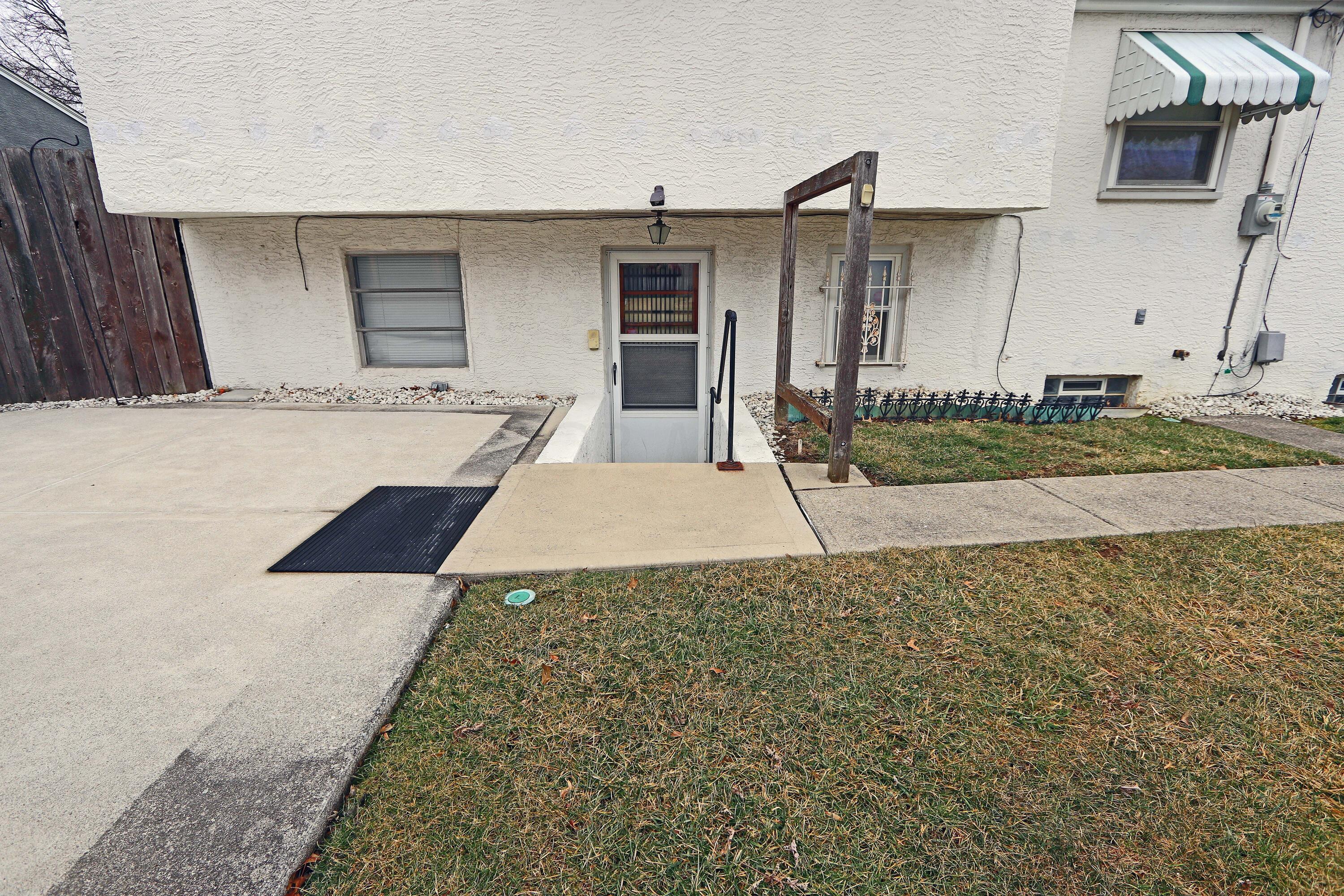 4447 Densmore Road Columbus, OH 43224 - Photo 44 of 47 IMG_8973_edited-1