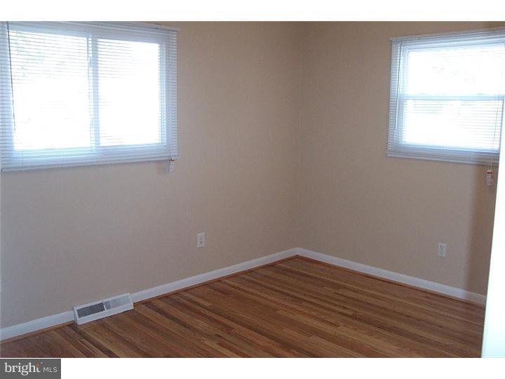 1518 Thornberry Road Wyncote, PA 19095 - Photo 10 of 11 Gallery Image 10