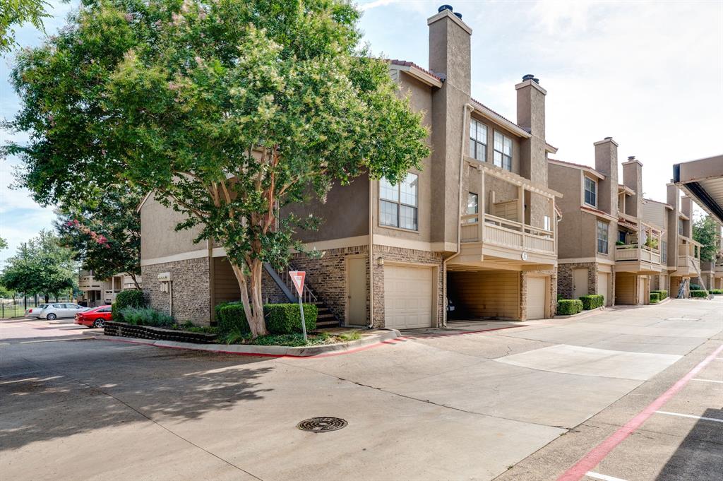5200 Martel Avenue, Unit 37C Dallas, TX 75206 - Photo 21 of 26 a front view of a building with street view