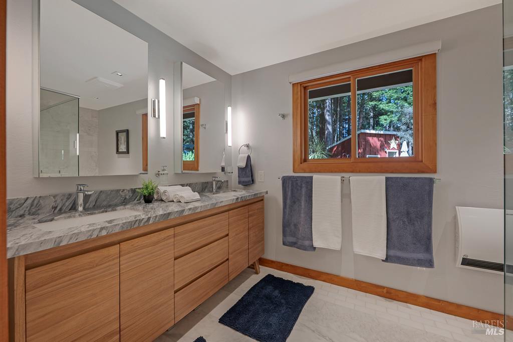 17600 Willow Creek Road Occidental, CA 95465 - Photo 37 of 79