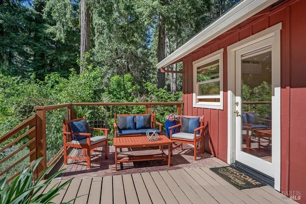 $1,550,000 | 17600 Willow Creek Road, Occidental, CA 95465
