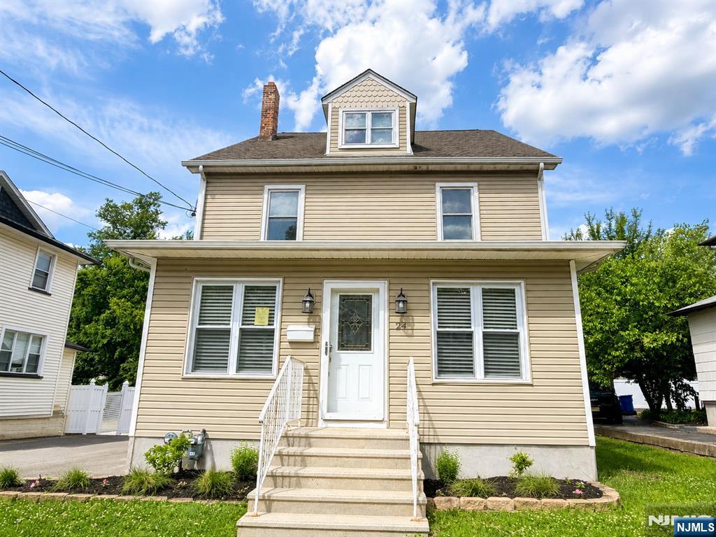24 Sunderland Avenue Rutherford, NJ 07070 - Photo 1 of 34