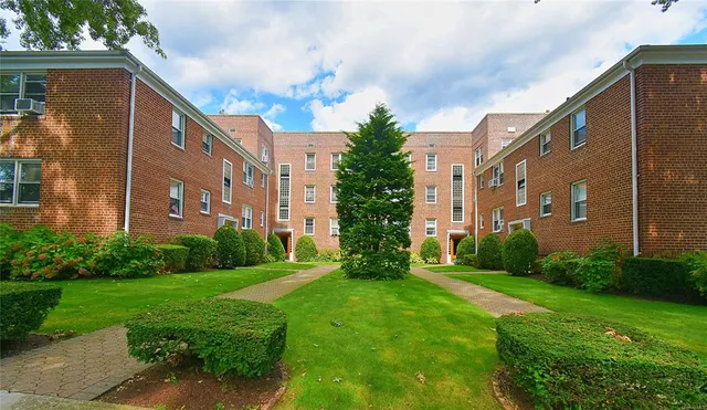 $199,000 | 33 West Grand Street, Unit A2A, Mount Vernon, NY 10552