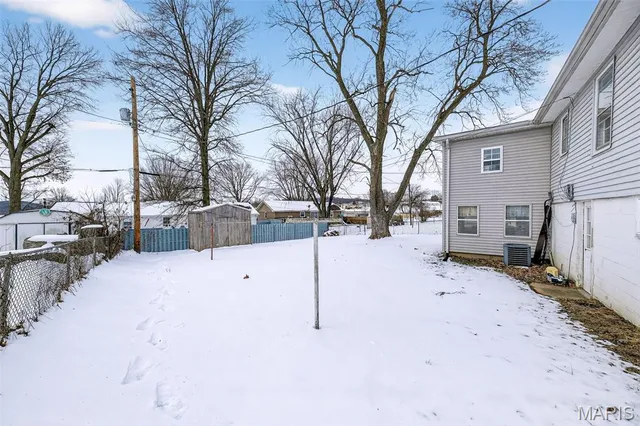 $115,000 | 212 Boyd Drive, Louisiana, MO 63353