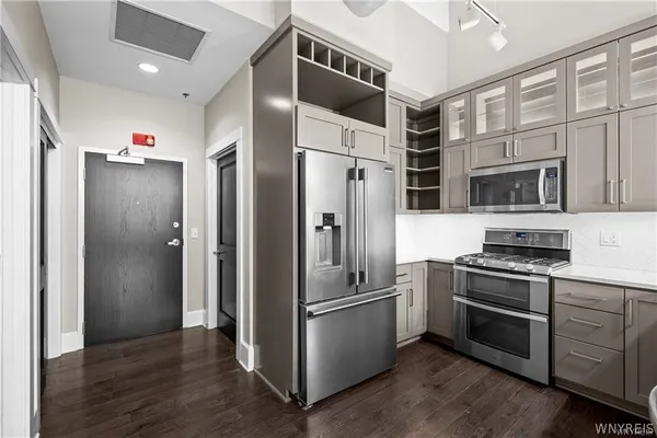 $354,900 | 210 Ellicott Street, Unit 501, Buffalo, NY 14203