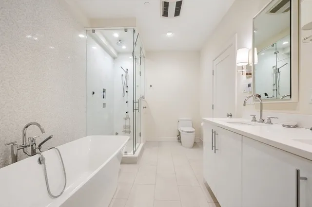 $2,799,000 | 1 Winter Place, Unit 3, Boston, MA 02108