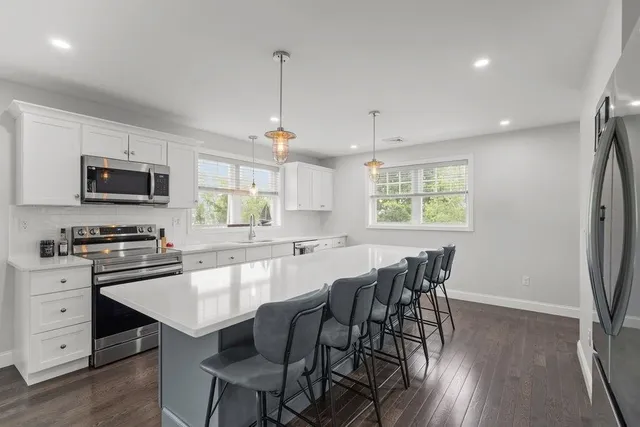 $660,000 | 15 Spadina Avenue, Warwick, RI 02889