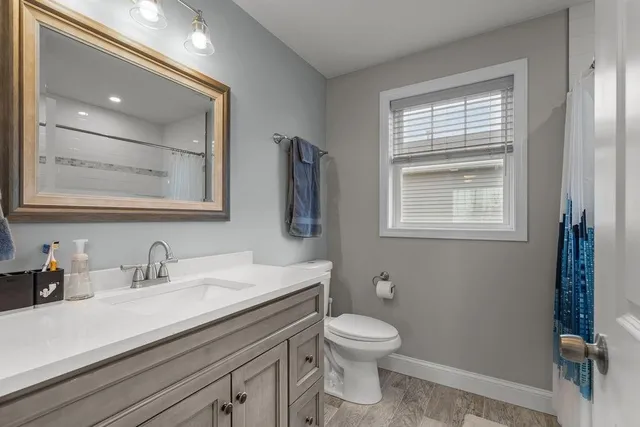 $660,000 | 15 Spadina Avenue, Warwick, RI 02889