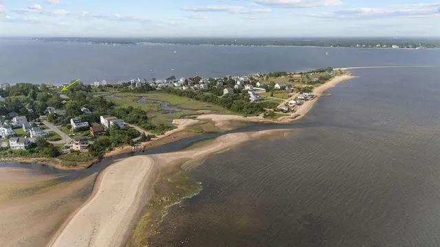 $660,000 | 15 Spadina Avenue, Warwick, RI 02889