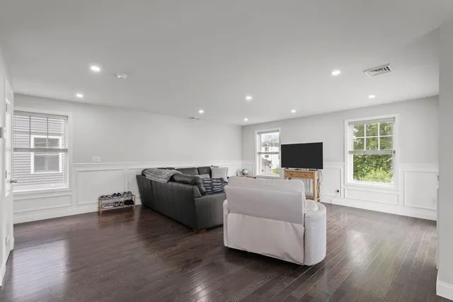 $660,000 | 15 Spadina Avenue, Warwick, RI 02889