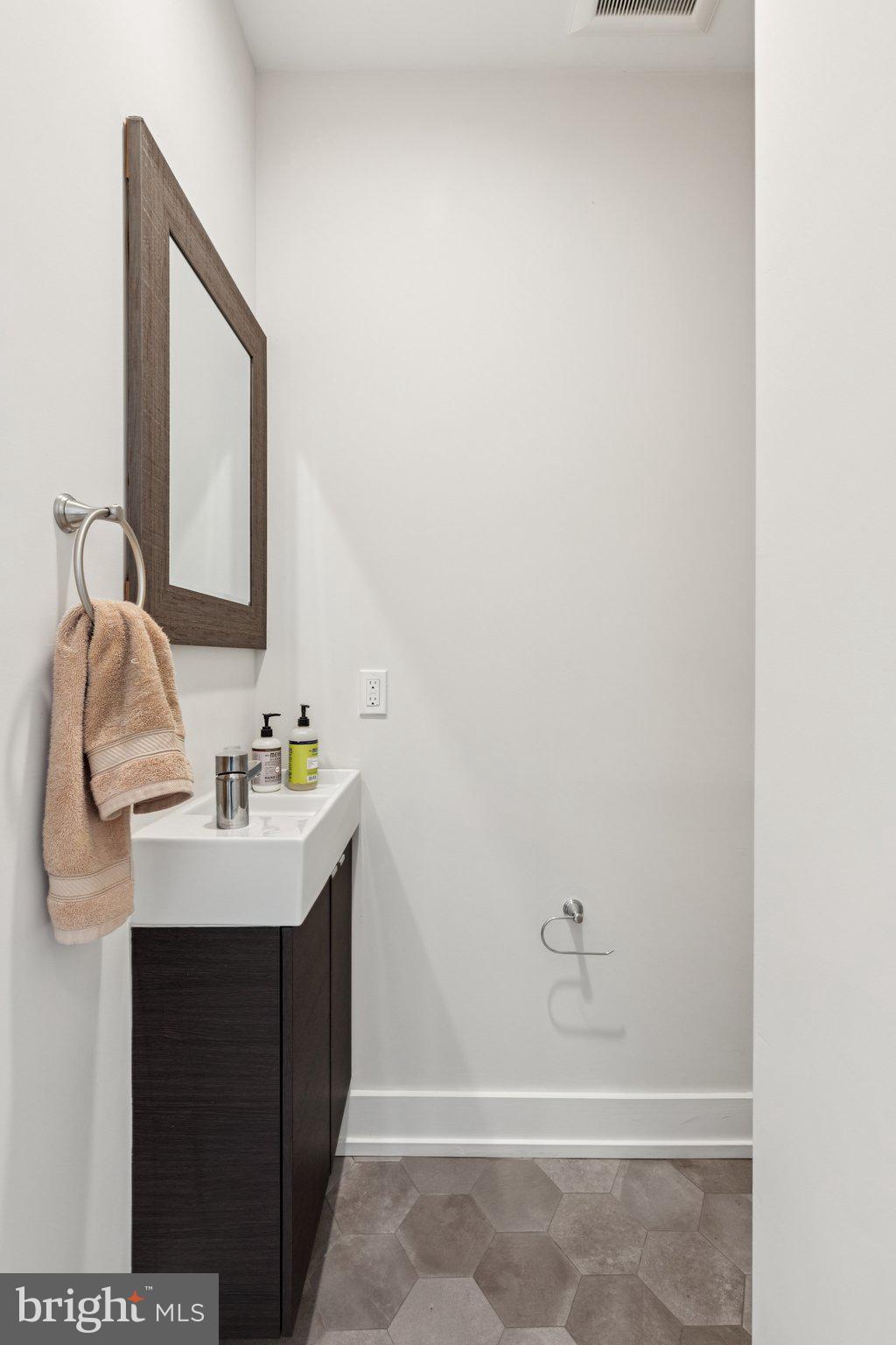 1305 North 27th Street, Unit 5 Philadelphia, PA 19121 - Photo 21 of 65