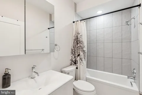 $724,900 | 1305 North 27th Street, Unit 5, Philadelphia, PA 19121