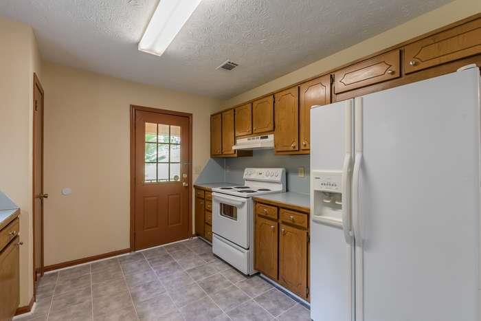 4174 Warren Road Flowery Branch, GA 30542 - Photo 23 of 37 Gallery Image 23
