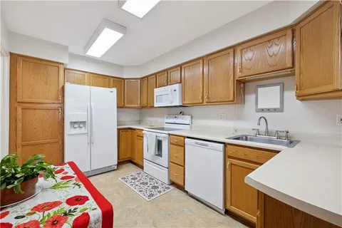 $325,000 | 5136 Polo Fields Drive, Gibsonia, PA 15044