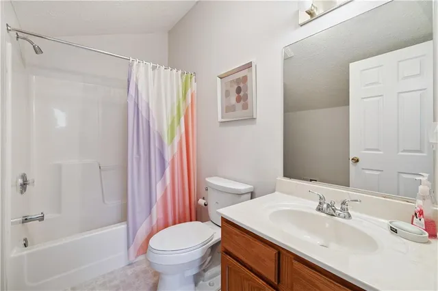 $325,000 | 5136 Polo Fields Drive, Gibsonia, PA 15044