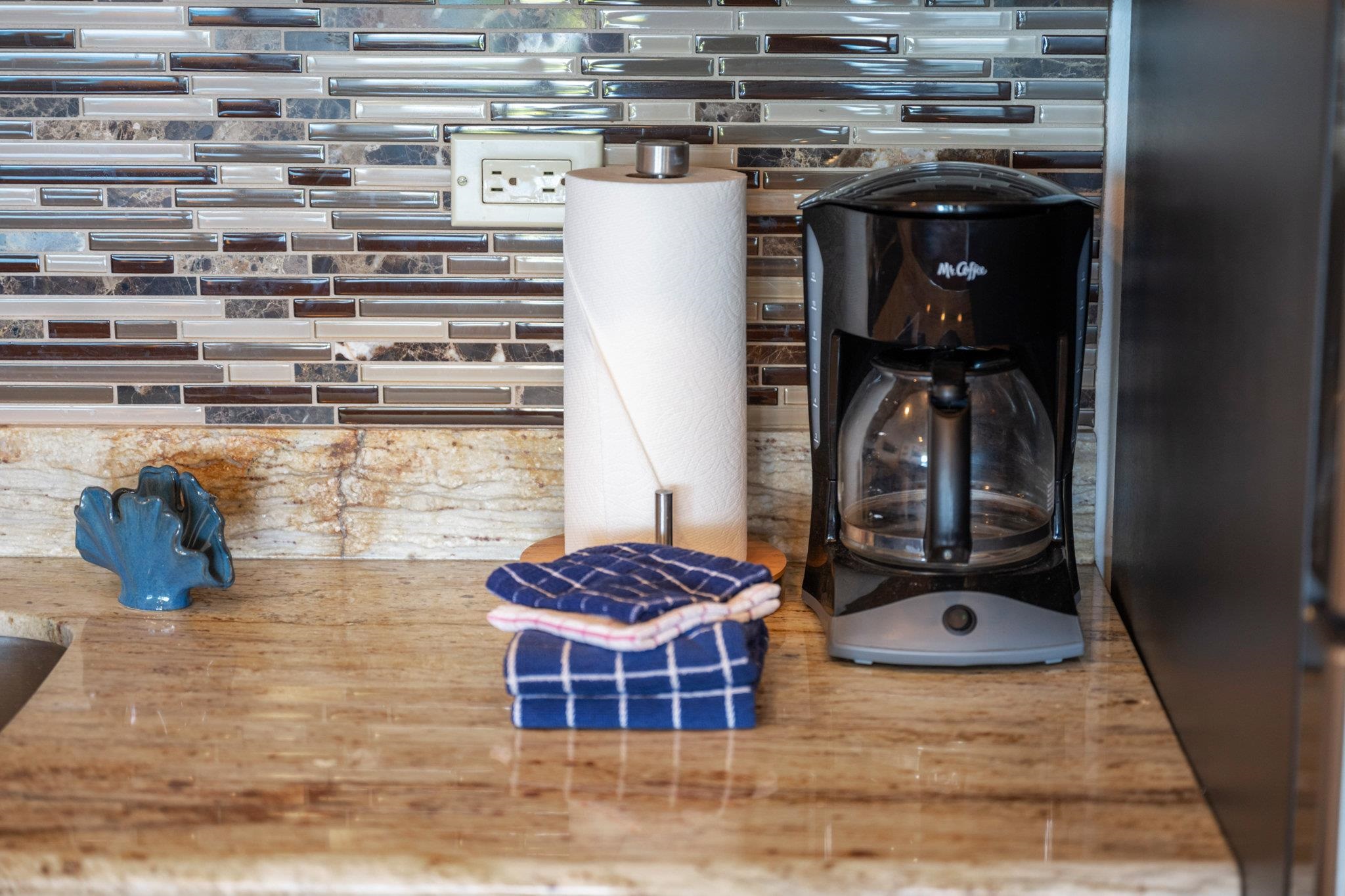4471 Lower Honoapiilani Road, Unit 415 Lahaina, HI 96761 - Photo 22 of 44 a view of storage and utility room