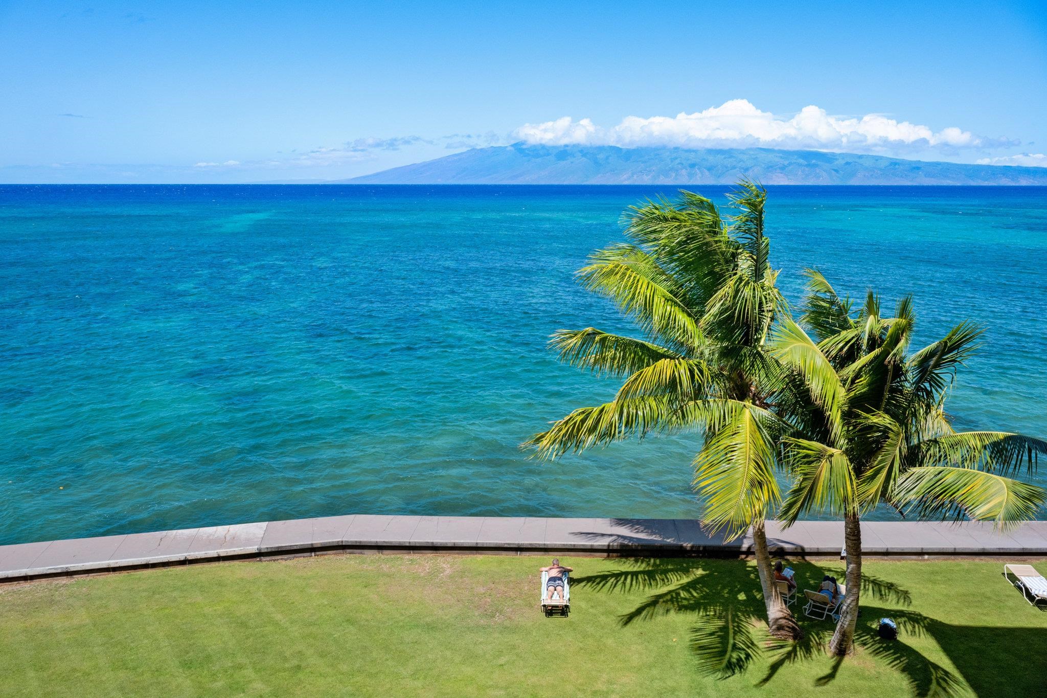 4471 Lower Honoapiilani Road, Unit 415 Lahaina, HI 96761 - Photo 3 of 44 a view of a lake