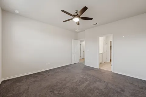 $324,000 | 601 Platinum Lane, Liberty Hill, TX 78642