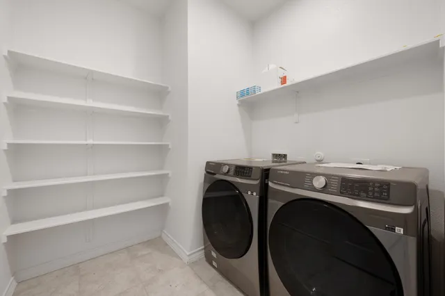 $324,000 | 601 Platinum Lane, Liberty Hill, TX 78642